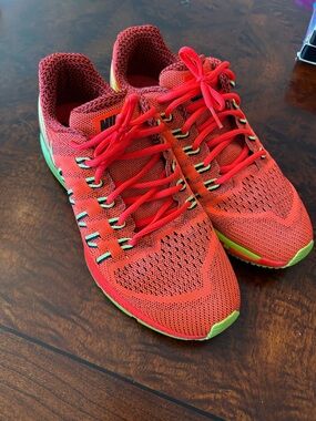 Nike Air Zoom Odyssey Sneakers Men Size 10 Orange Yellow 749338-607 2015